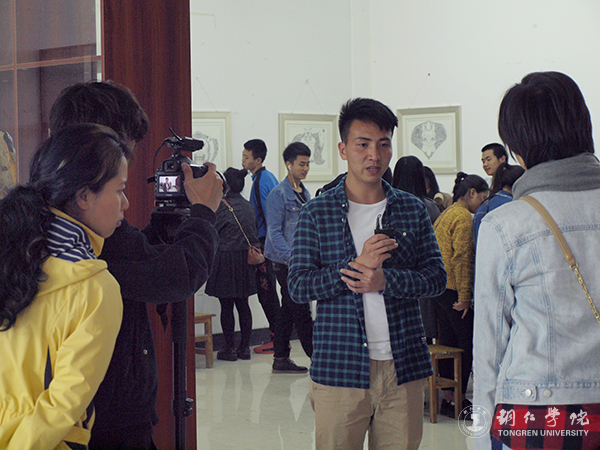 央视记者深入伟德官网采访傩文化传承现状