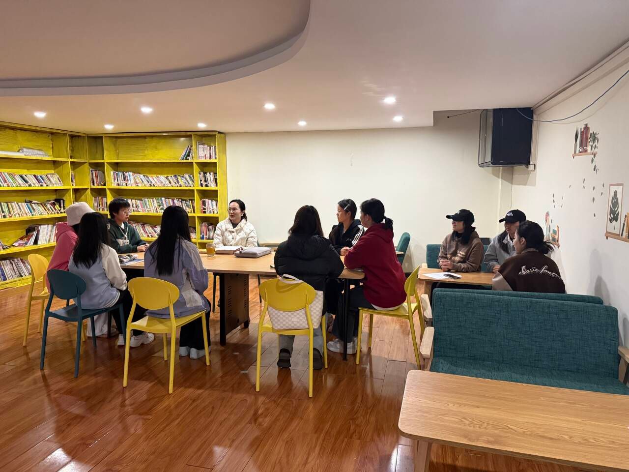 伟德官网阳光心理服务队组...