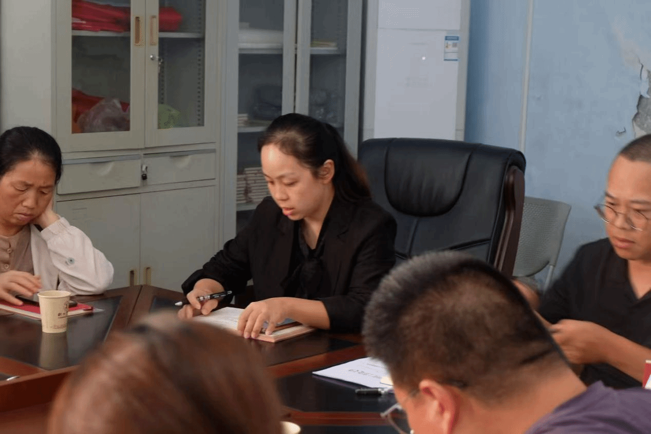 伟德官网召开新生心理测评...