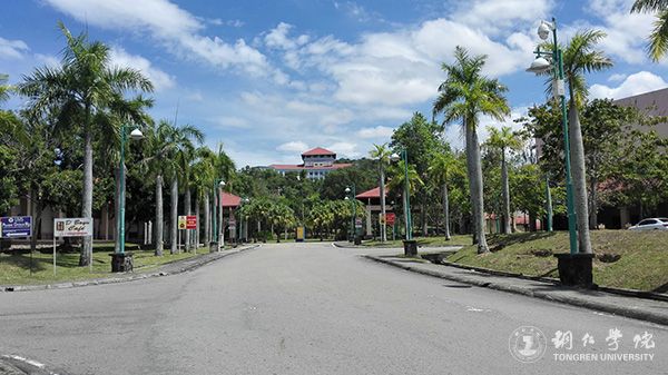 伟德官网2017年春季派出42名学生赴国（境）外学习