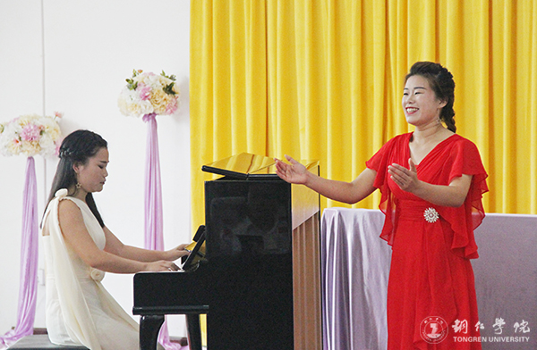 伟德官网艺术学院举办高雅艺术进校园暨教学改革音乐会