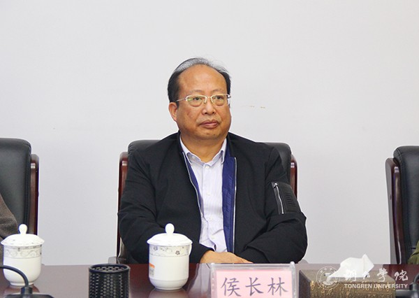 2伟德官网校长侯长林.jpg