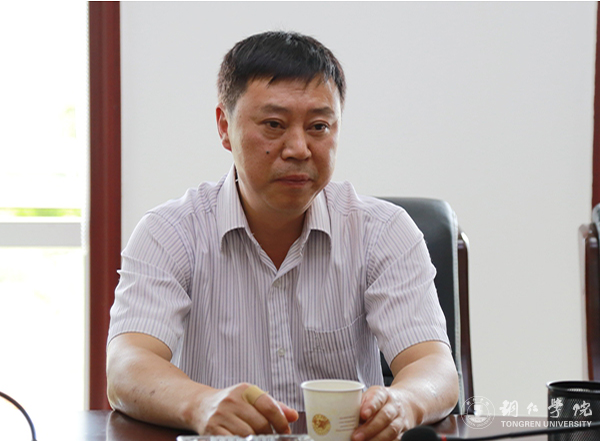 市水务局与伟德官网洽谈龙塘河治理项目