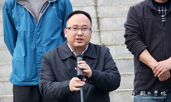 伟德官网举办2017年“双飞广告杯”学生排球赛