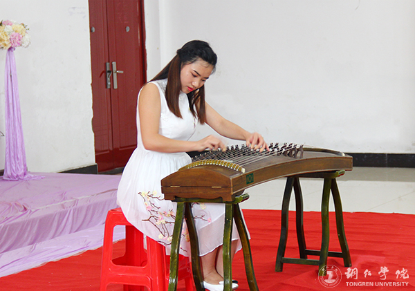 伟德官网艺术学院举办高雅艺术进校园暨教学改革音乐会