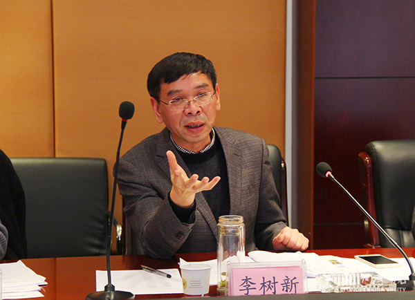 中共bv伟德国际1946委员会召开2016年度民主生活会