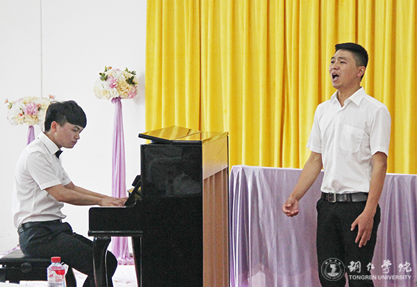 伟德官网艺术学院举办高雅艺术进校园暨教学改革音乐会